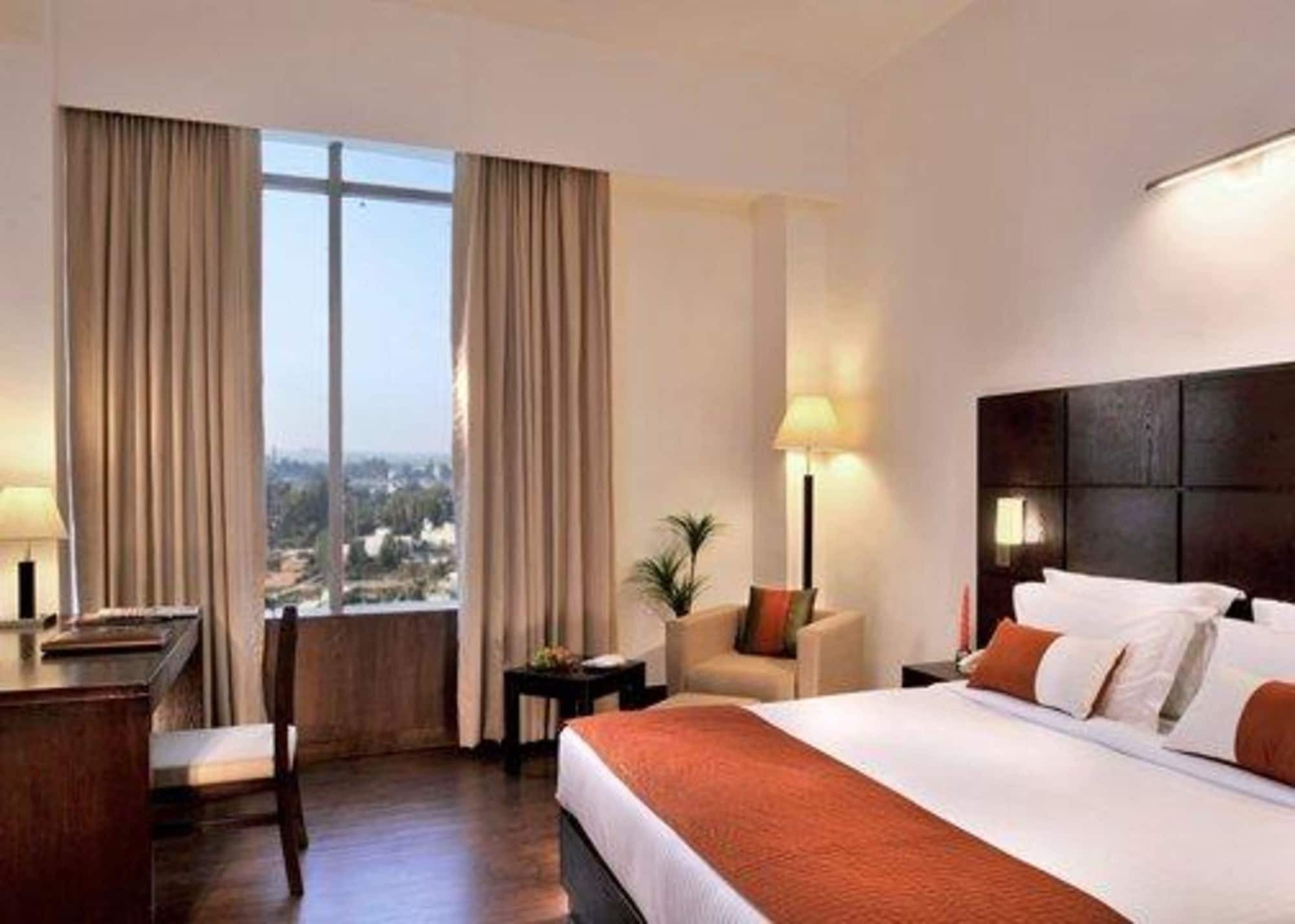 Comfort Inn Tulip Heights Bathinda Szoba fotó